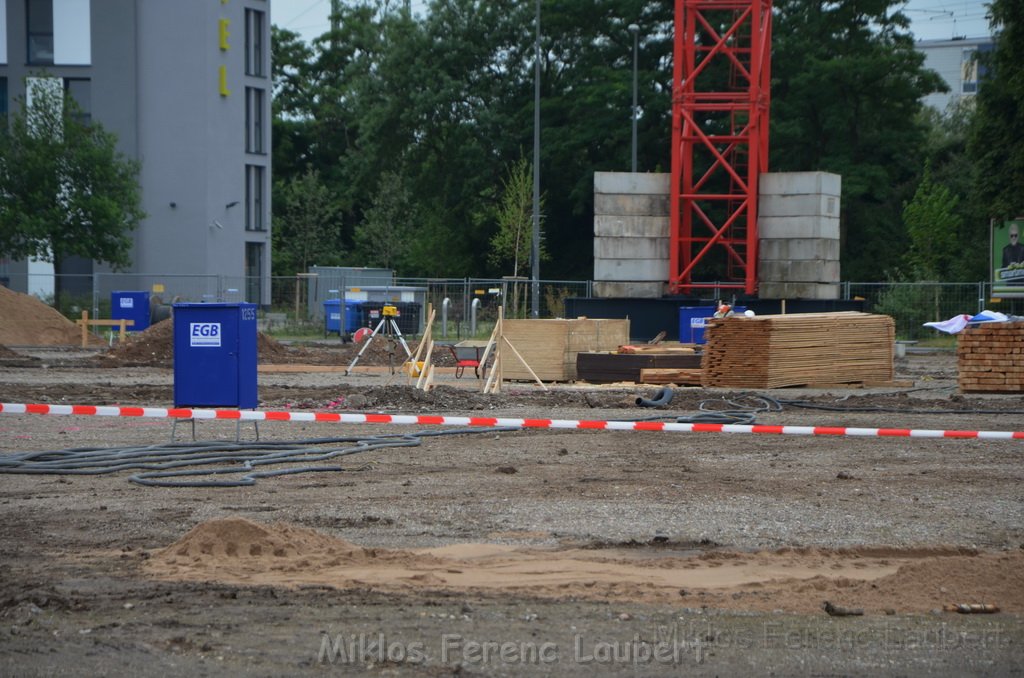 Erster Spatenstich Neues Feuerwehrzentrum Koeln Kalk Gummersbacherstr P049.JPG - Miklos Laubert